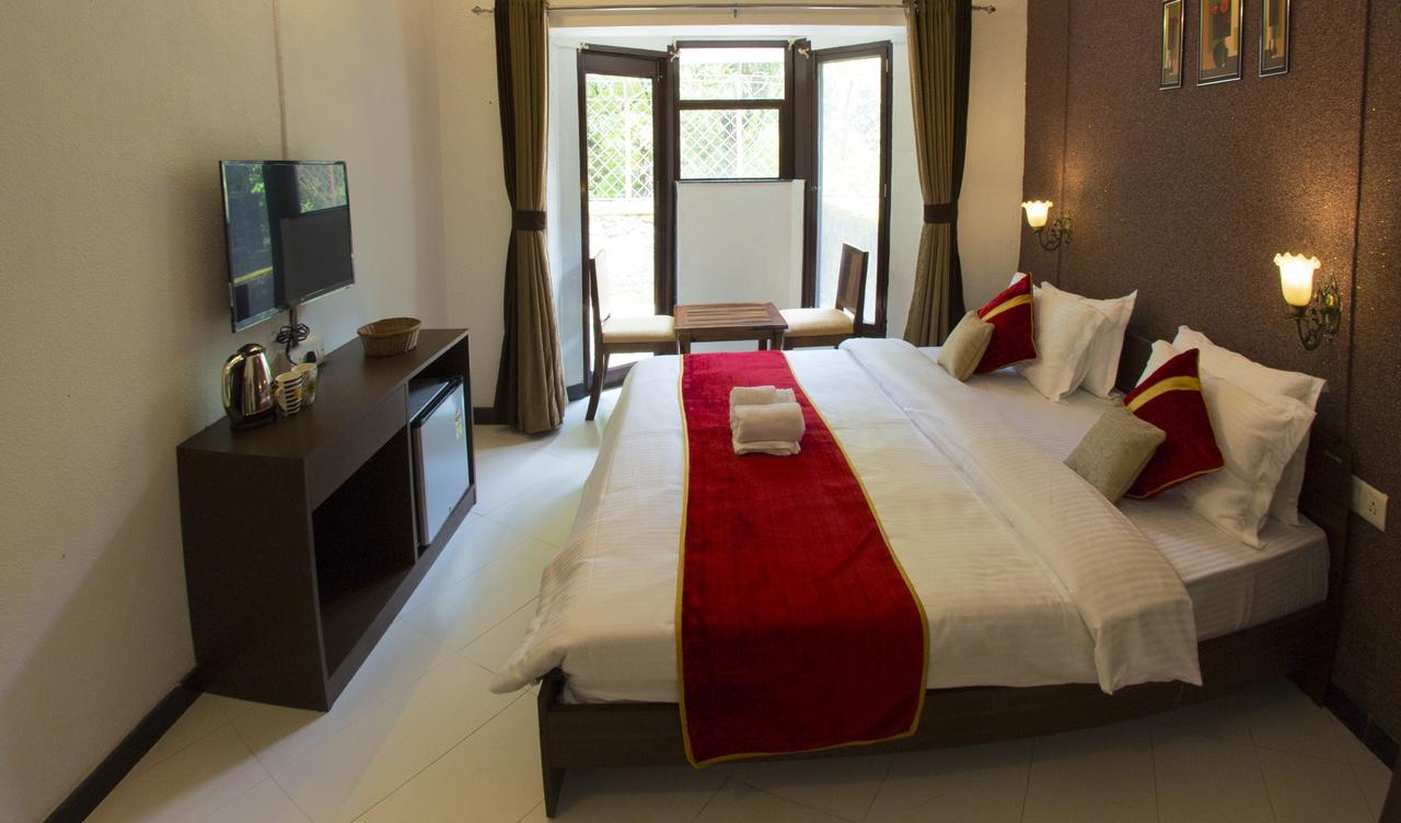 Velvet County Resort & Spa Lonavala Εξωτερικό φωτογραφία